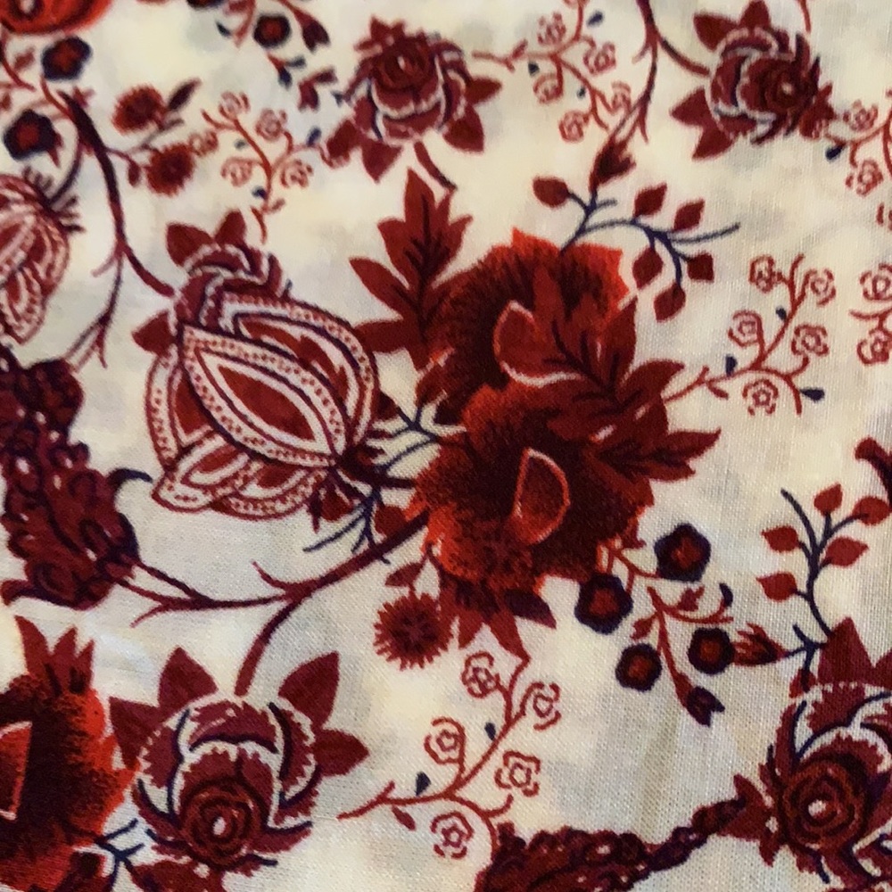 Flower pattern blouse - Picture 15 of 17